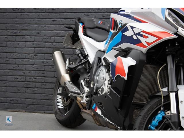 bmw - m-1000-xr