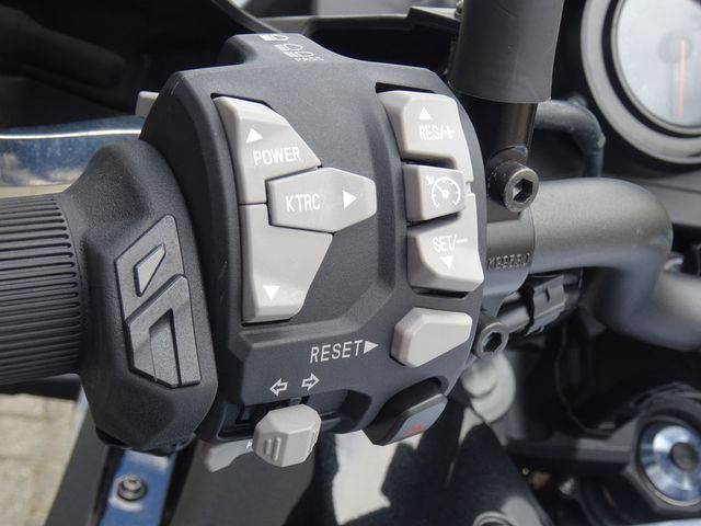 kawasaki - versys-1000-abs