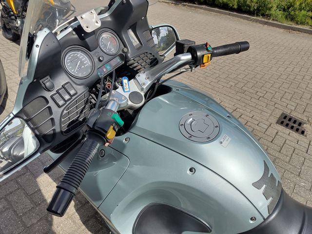 bmw - r-1100-rt