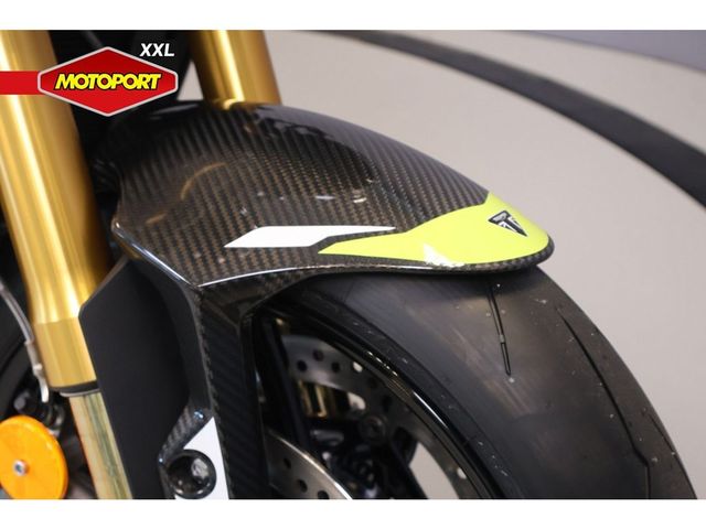 triumph - street-triple-rs