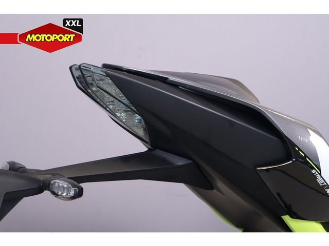 triumph - street-triple-rs