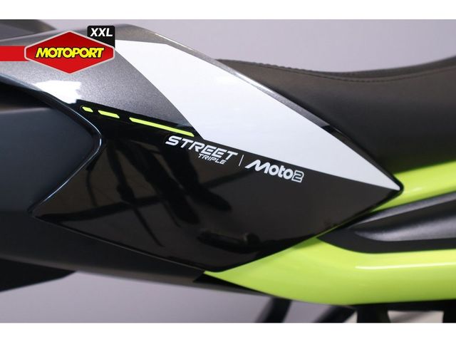 triumph - street-triple-rs