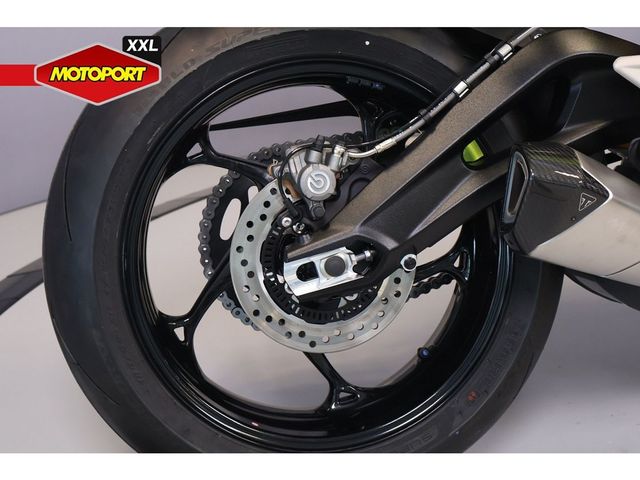 triumph - street-triple-rs