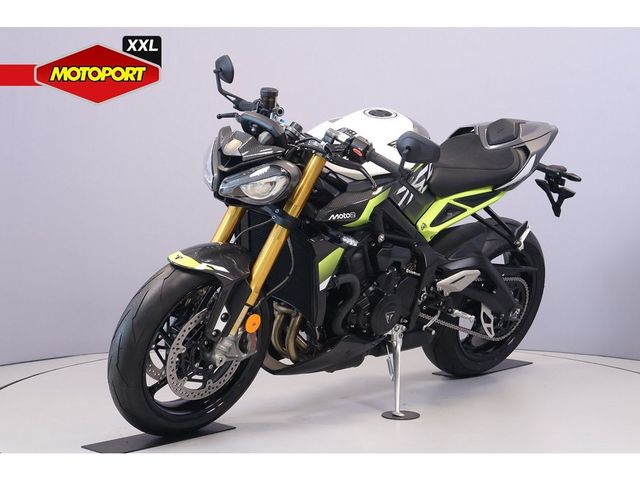 triumph - street-triple-rs