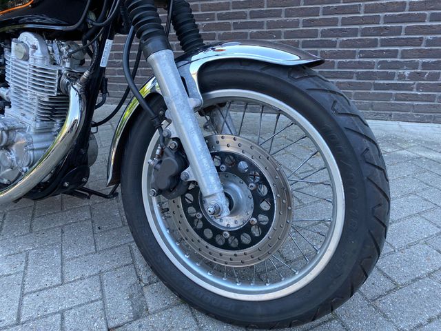 yamaha - sr-400