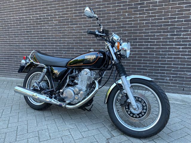 yamaha - sr-400
