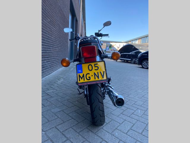 yamaha - sr-400