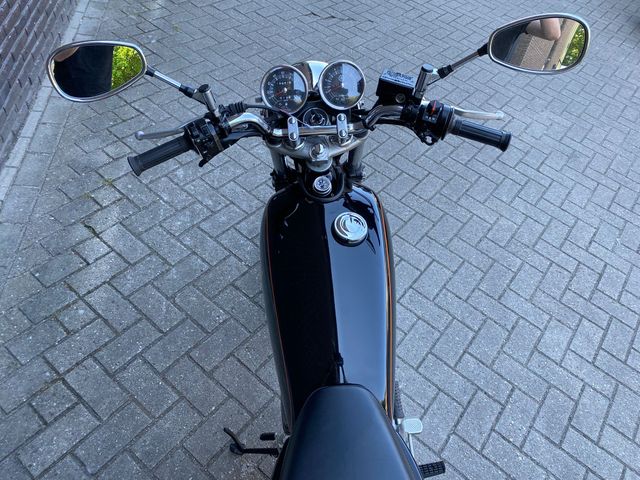 yamaha - sr-400