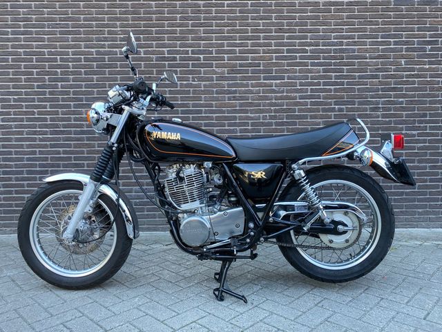 yamaha - sr-400