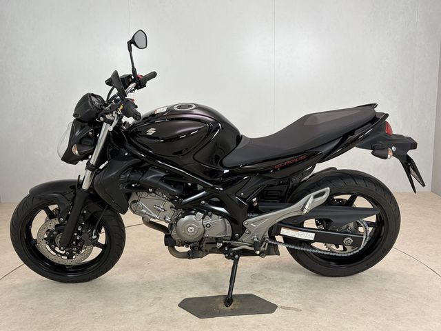 suzuki - sfv-650-gladius
