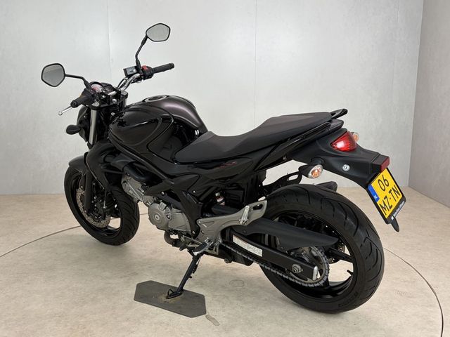 suzuki - sfv-650-gladius