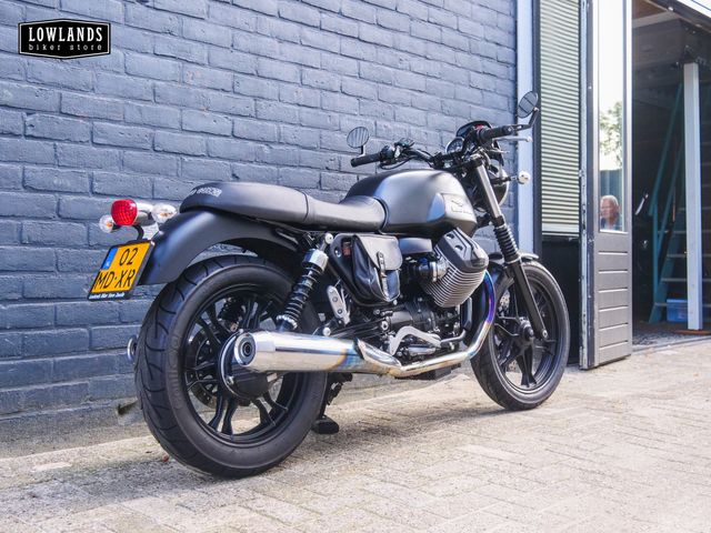 moto-guzzi - v-7-stone