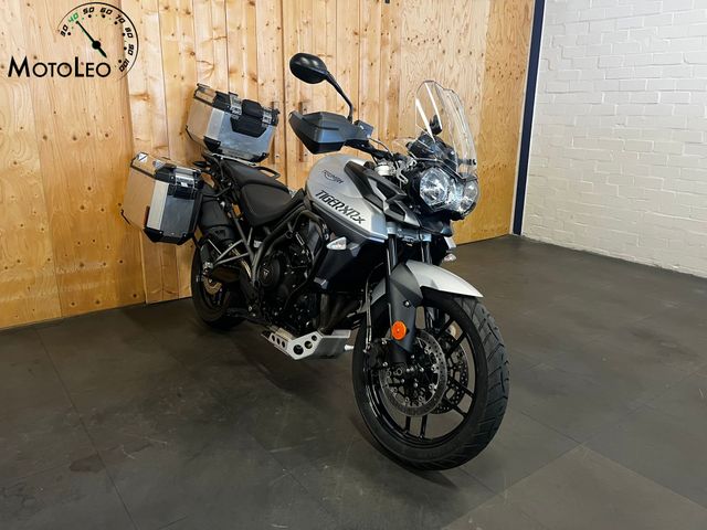 triumph - tiger-800-xrx