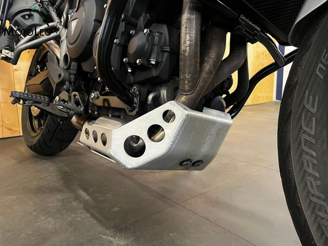 triumph - tiger-800-xrx