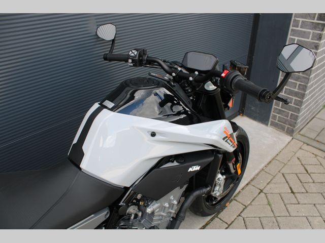 ktm - 790-duke