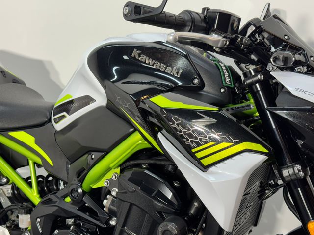 kawasaki - z900