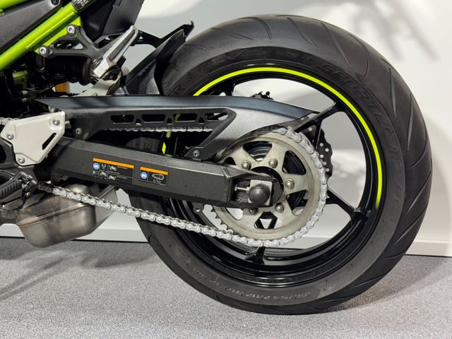 kawasaki - z900