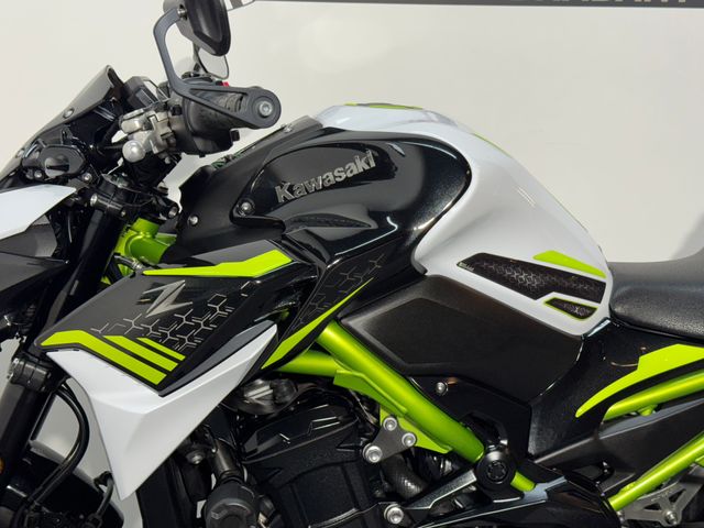 kawasaki - z900