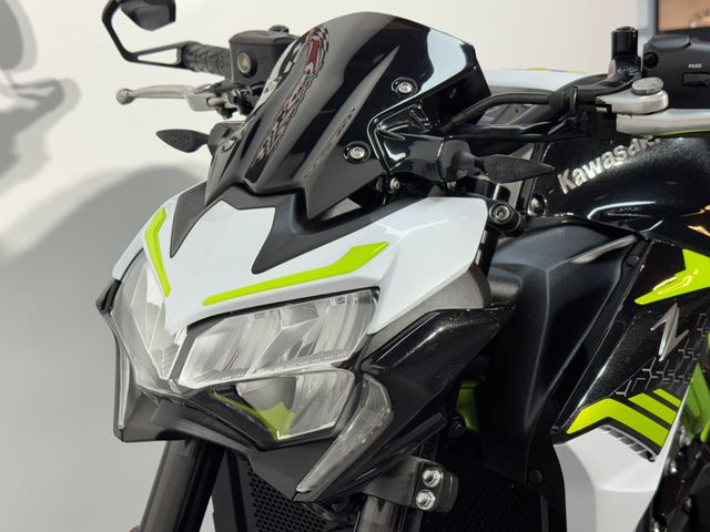 kawasaki - z900