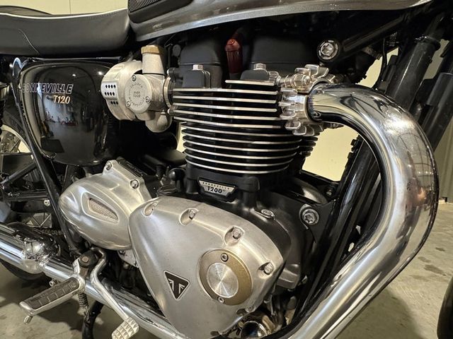 triumph - bonneville--t-120