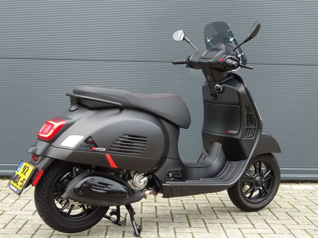 vespa - gts-supersport-310