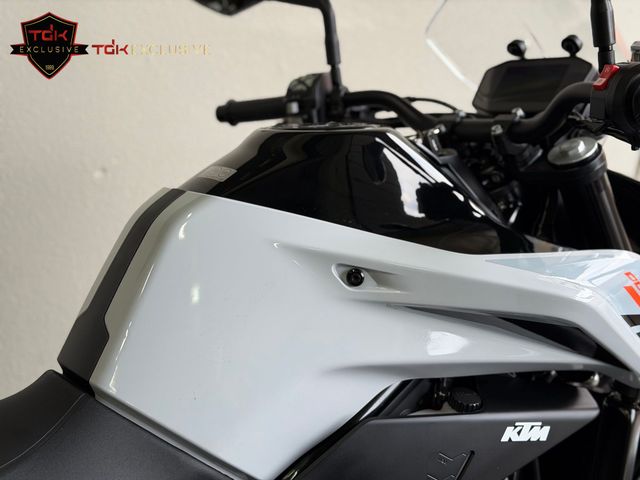 ktm - 790-duke