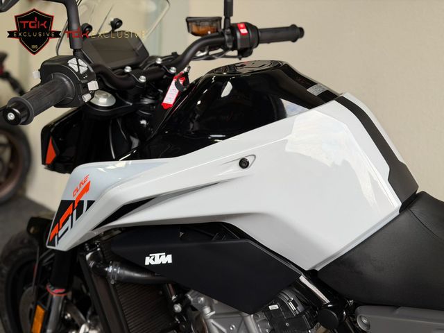 ktm - 790-duke
