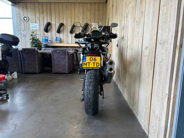 ktm - 1290-super-adventure-s