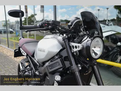 YAMAHA XSR 900 ABS – foto 3