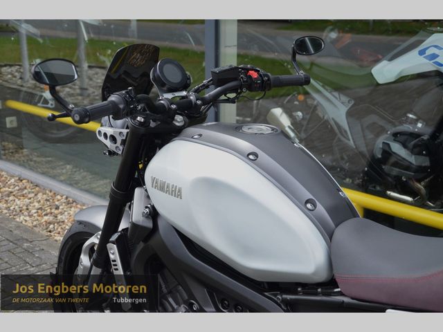yamaha - xsr-900-abs