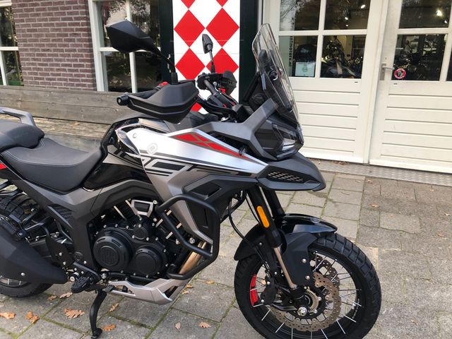 MORBIDELLI - t-1002-v