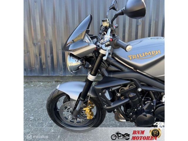 triumph - street-triple
