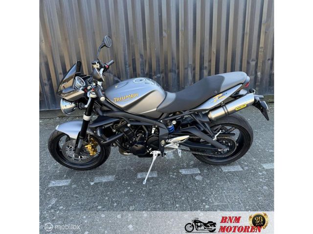 triumph - street-triple