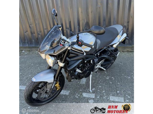 triumph - street-triple