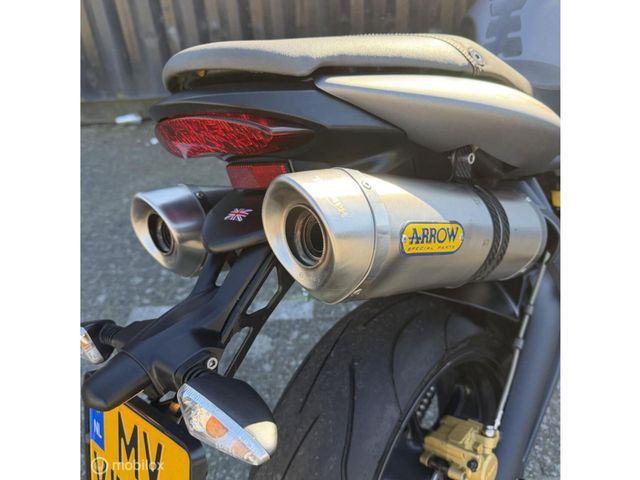 triumph - street-triple