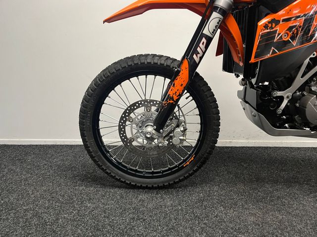 ktm - 950-super-enduro-r