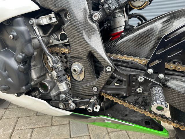 bmw - s-1000-rr