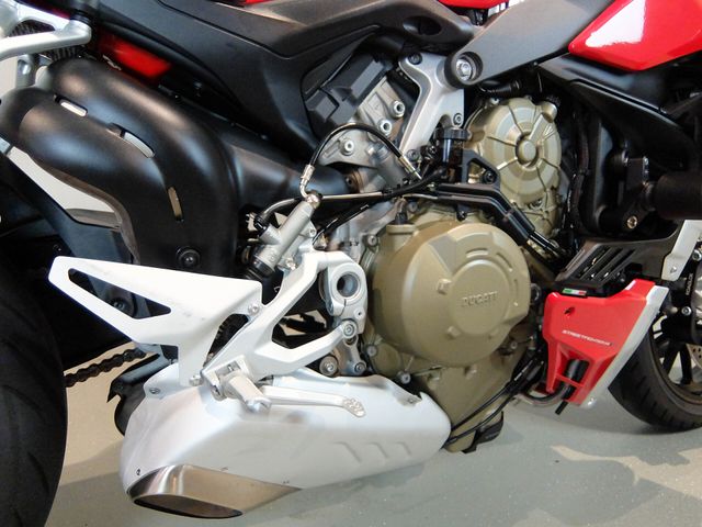 ducati - streetfighter-v4s