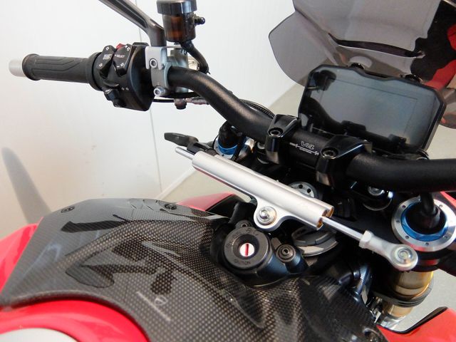 ducati - streetfighter-v4s