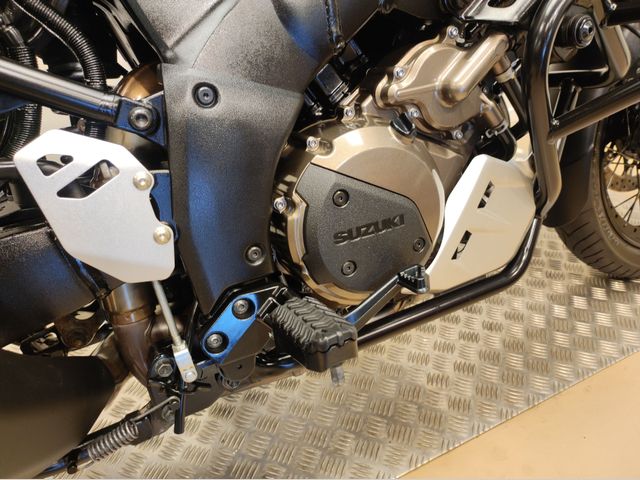 suzuki - v-strom-1050-xt