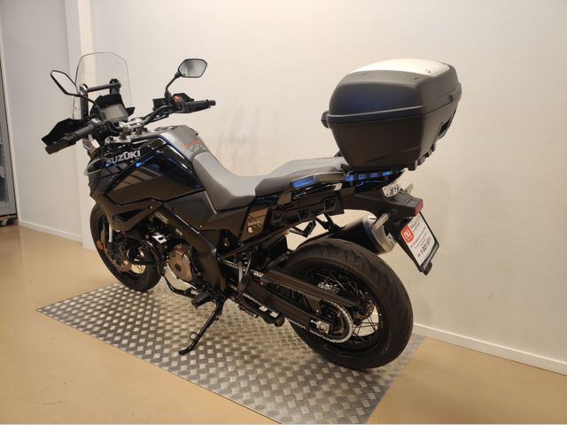 suzuki - v-strom-1050-xt
