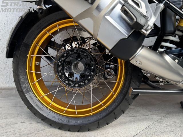 bmw - r-1250-gs-adventure-40-years-gs-edition