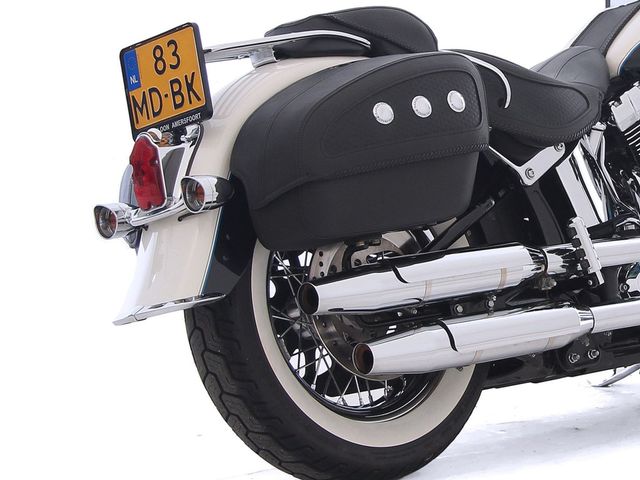 harley-davidson - softail-deluxe-flstn