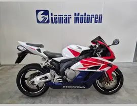 Honda CBR 1000 RR Fireblade 2004 occasion