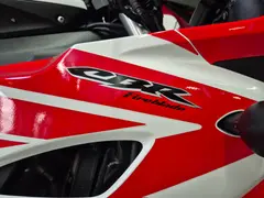 Honda CBR 1000 RR Fireblade 2004 occasion – foto 6 van 24