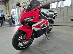 Honda CBR 1000 RR Fireblade 2004 occasion – foto 3 van 24
