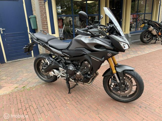 yamaha - tracer-900-abs