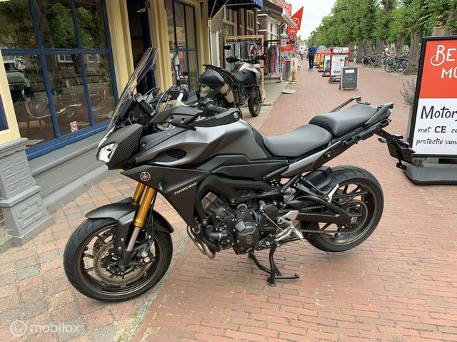 yamaha - tracer-900-abs