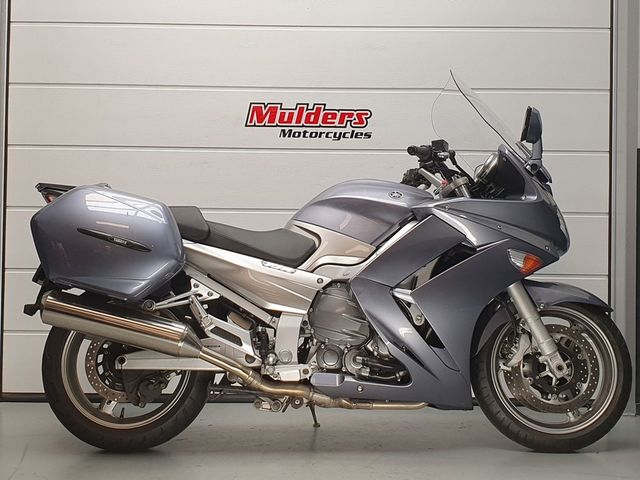 yamaha - fjr-1300