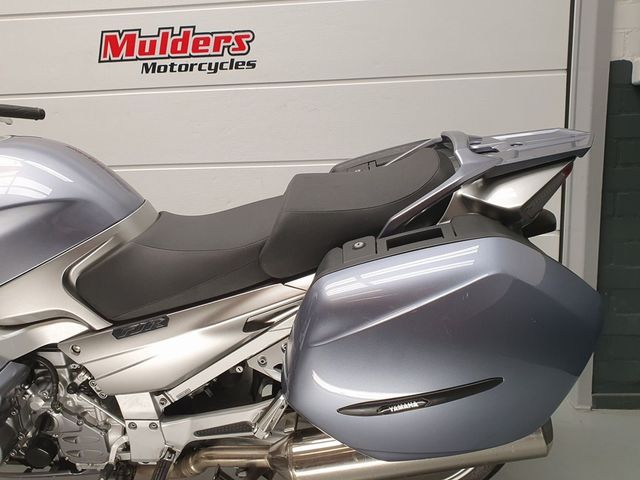 yamaha - fjr-1300